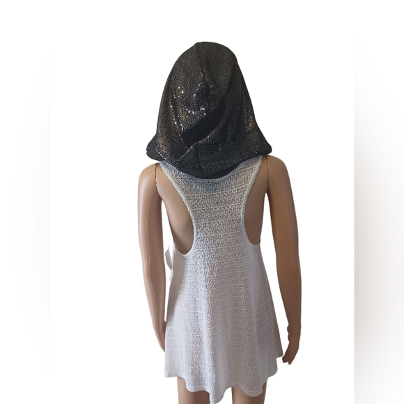 NWT Paris Sleeveless Hoodie White with Black Sparkly Hood! - Picture 7 of 13